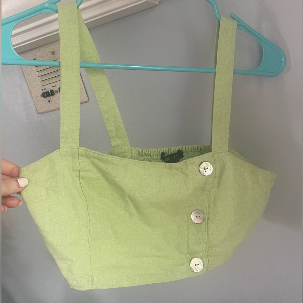 Women’s crop top